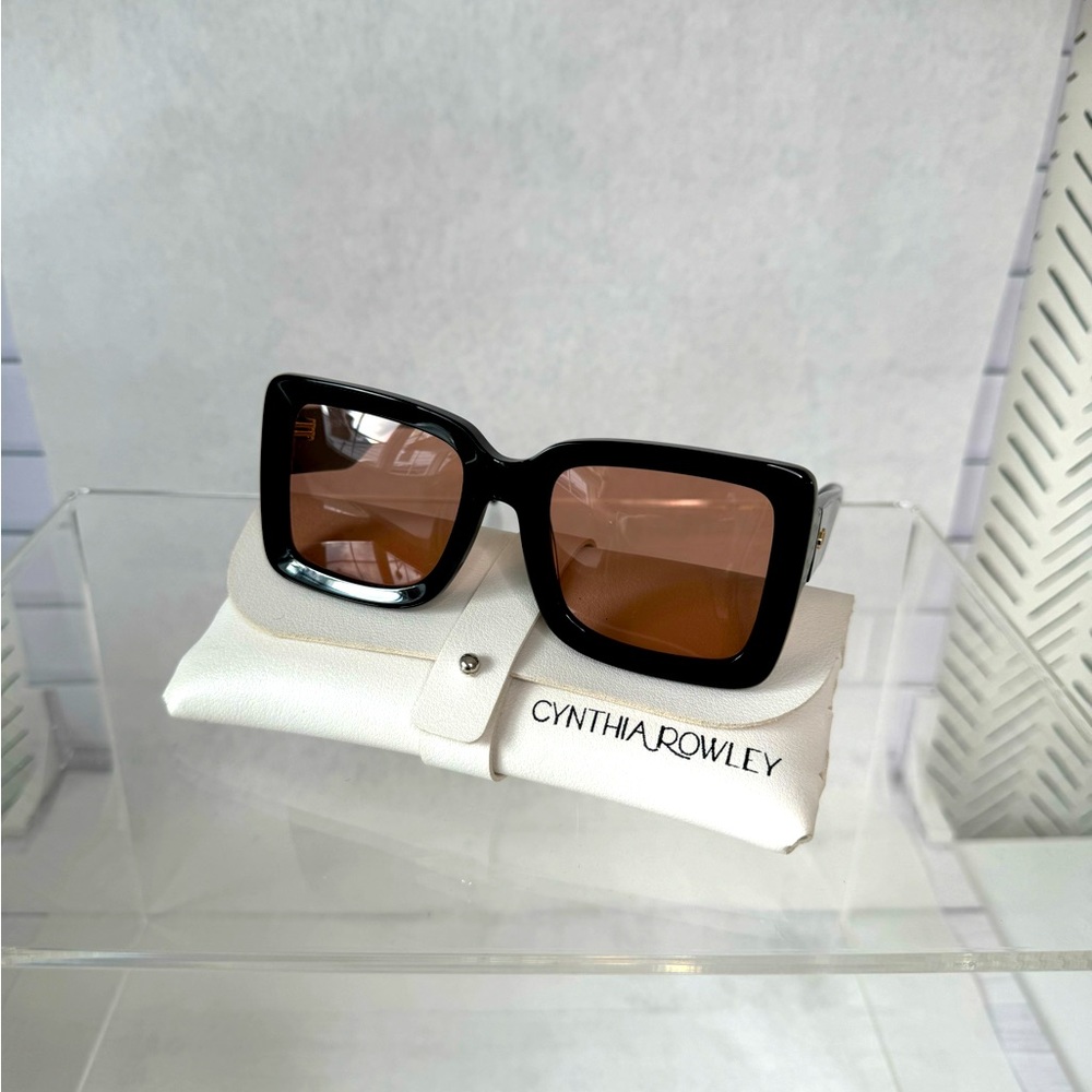 Cynthia Rowley Astor Sunglasses with Case